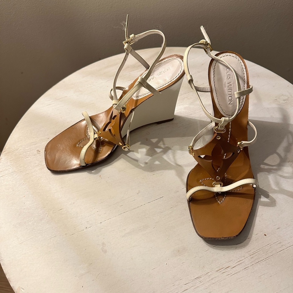 LOUIS VUITTON WEDGE SANDAL